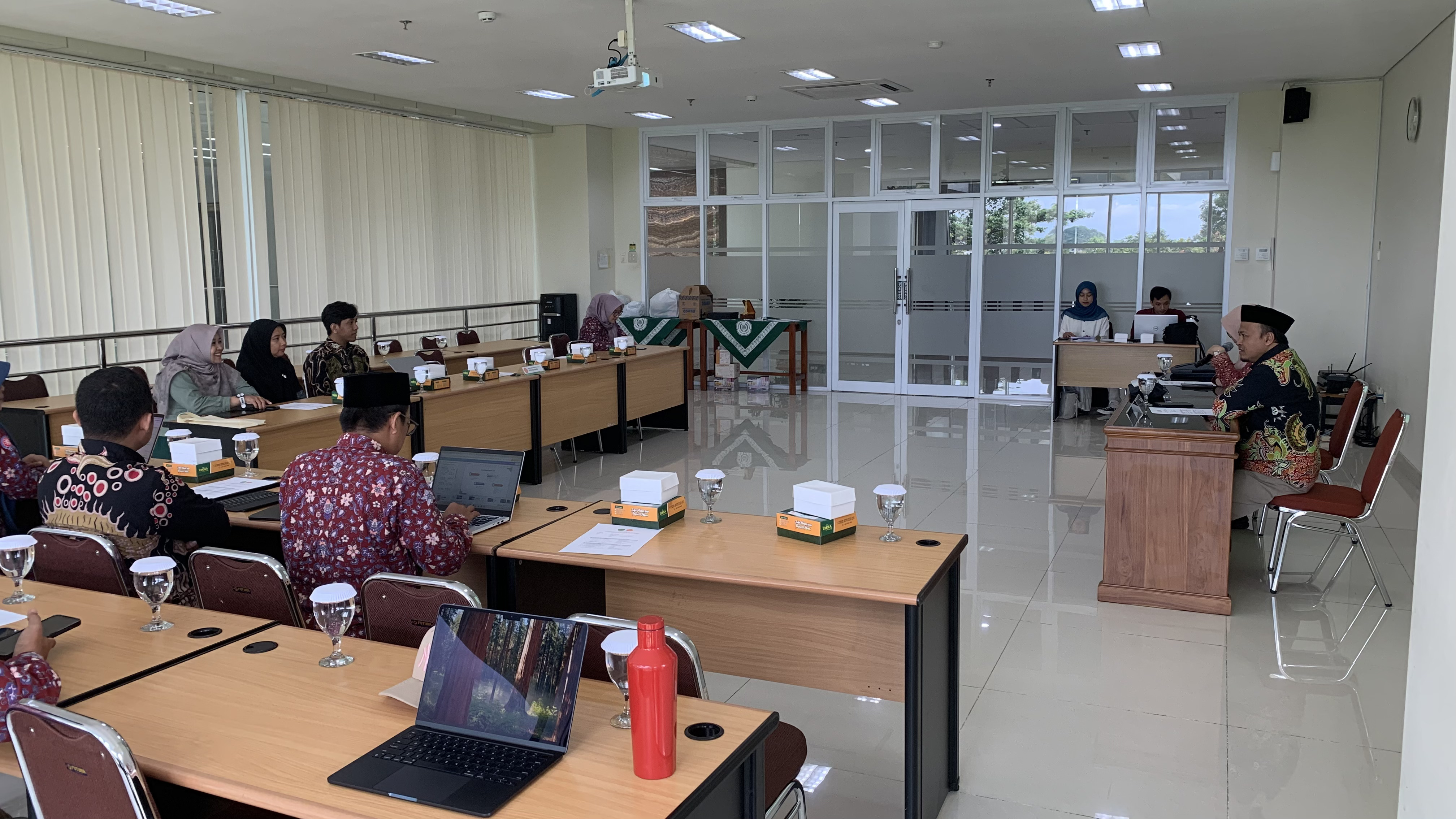 UMPKU Perkuat Program Kemahasiswaan dan AIK, Gelar Studi Banding ke UNISA Yogyakarta