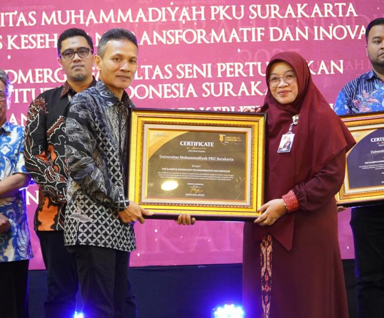 “Top Kampus Kesehatan Transformatif & Inovatif” 2025