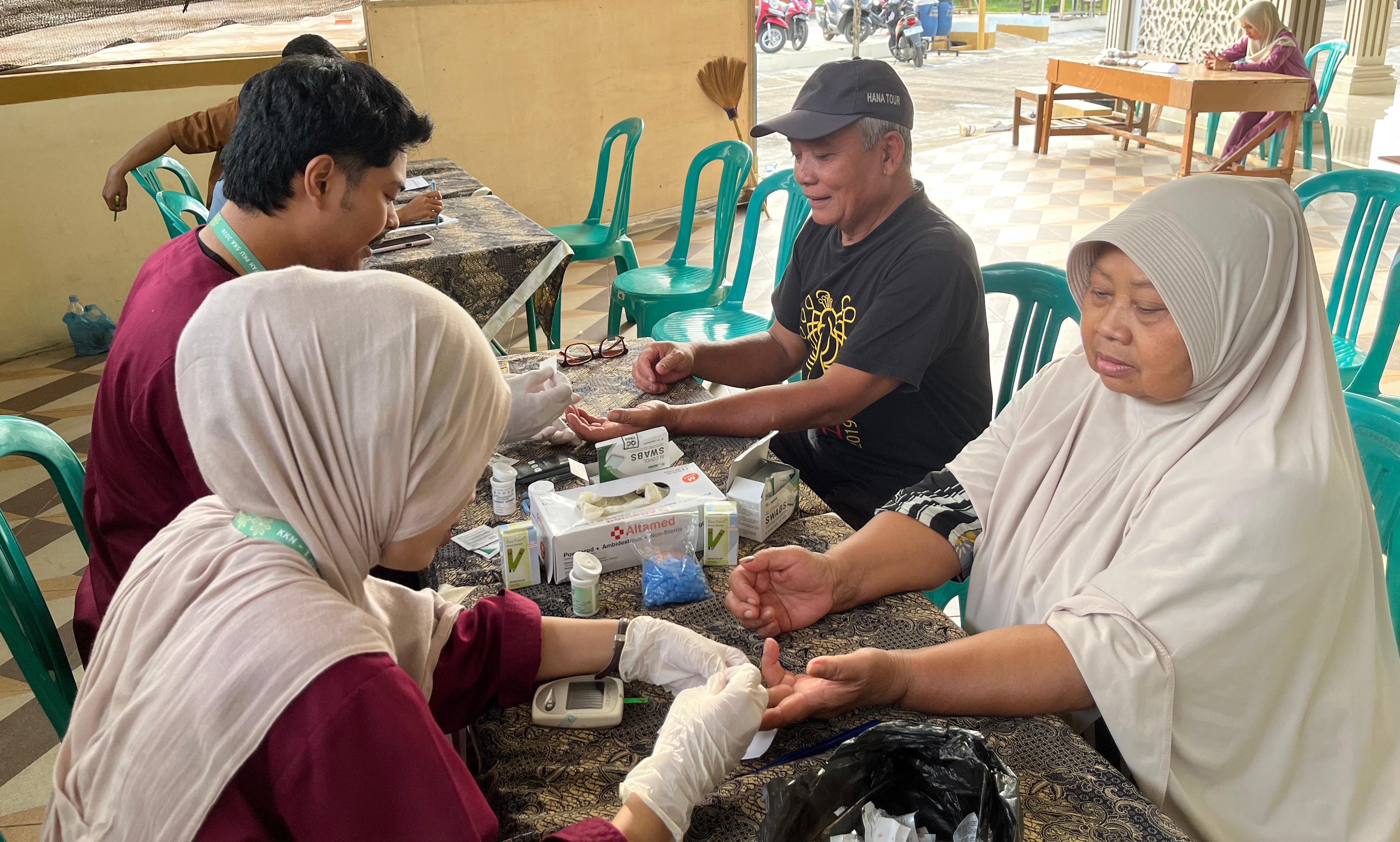 Warga Desa Puro Antusias Mengikuti Cek Kesehatan Gratis