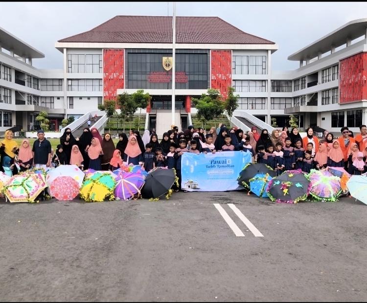 Antusiasme Warga Sragen Kulon Mengikuti Pawai Menyambut Datangnya Bulan Suci Ramadhan
