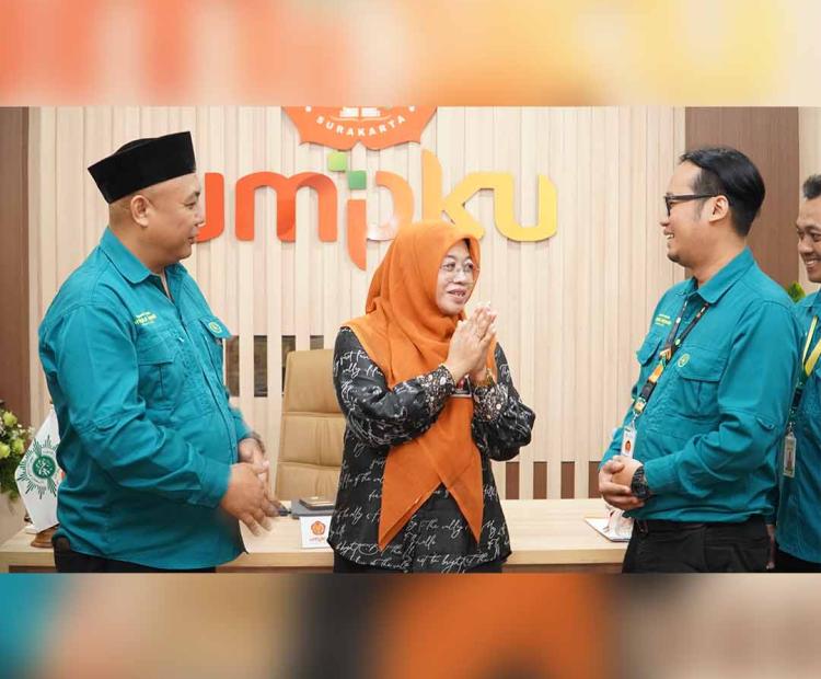Poltekkes Permata Indonesia Yogyakarta Lakukan Studi Banding ke UMPKU Surakarta untuk Penguatan Tata Kelola Institusi