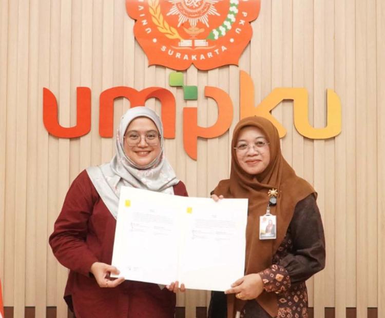 Penandatanganan MoU antara UMPKU Surakarta dan Management and Science University
